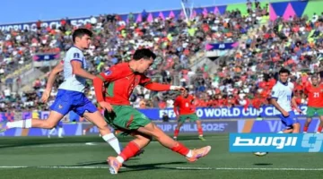 الصحافة الفرنسية تبرز تفوق منتخب المغرب على فرنسا في كأس العالم للشباب وتأثيره على كرة القدم الإفريقية